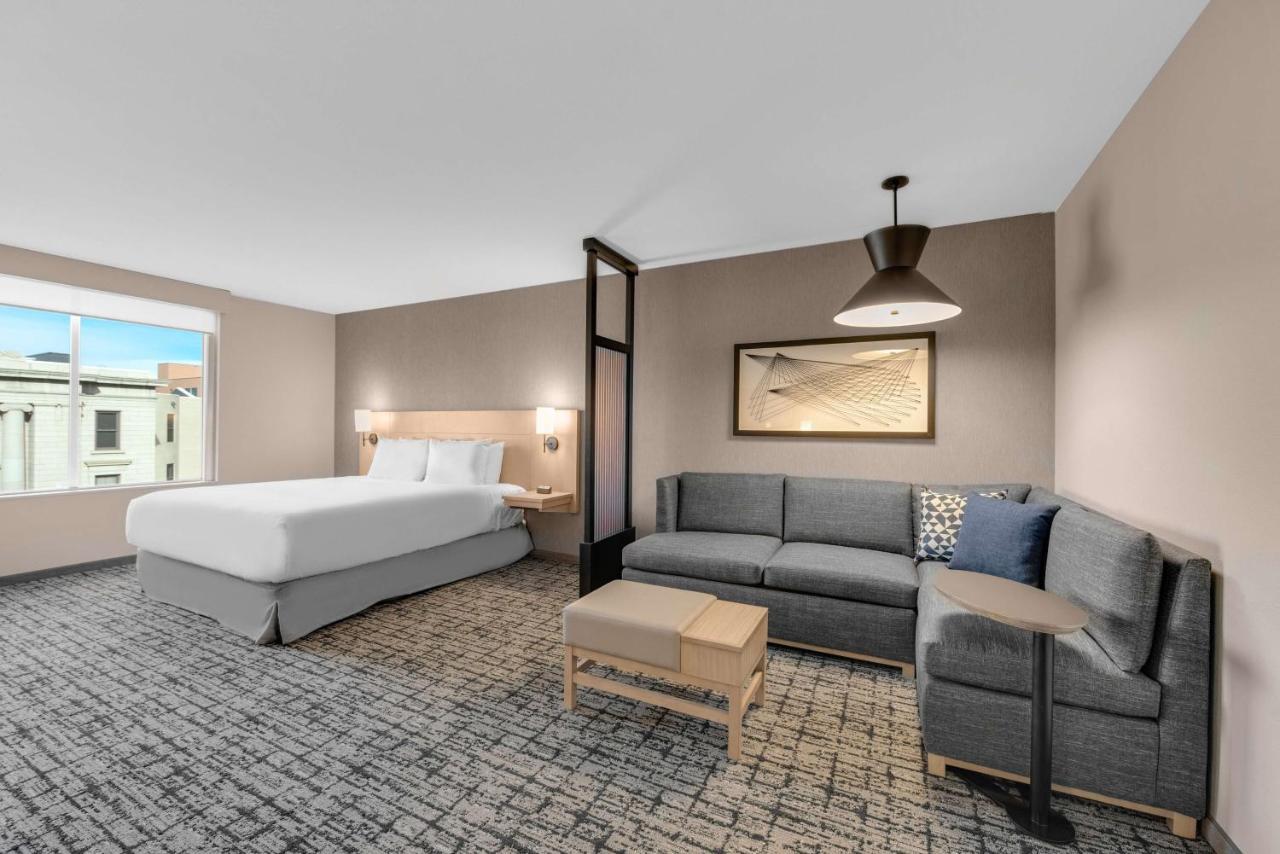 Hyatt Place Downtown Hotel Colorado Springs